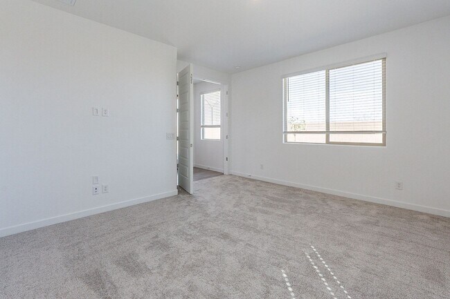 Building Photo - Modern Elegance in the Heart of Asante – Like-New 4 Bedroom Home