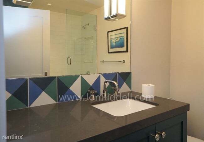 Building Photo - 4 br, 3 bath House - 428 S Padre Juan Ave