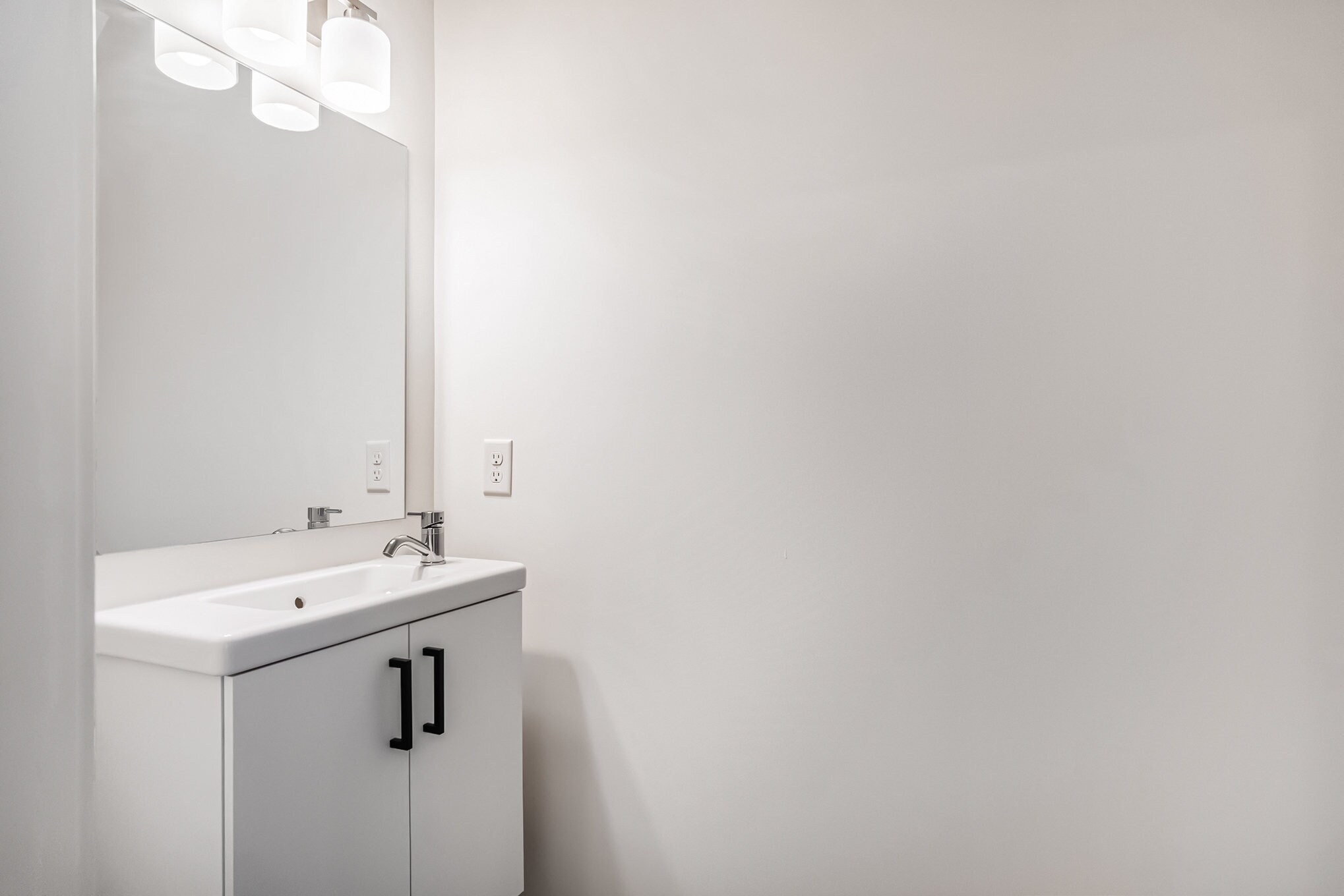 Building Photo - 11 Deloney Ave NW