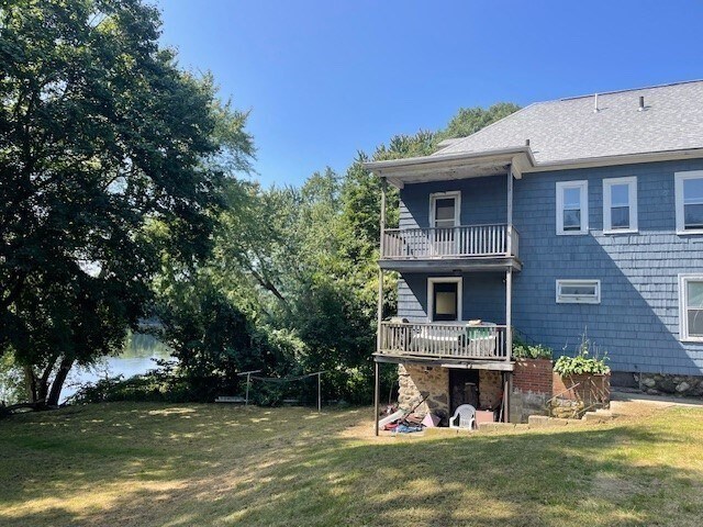 Building Photo - 86 Margin St