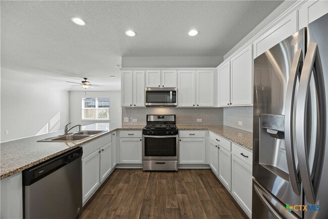 Building Photo - 118 Rochester Ln