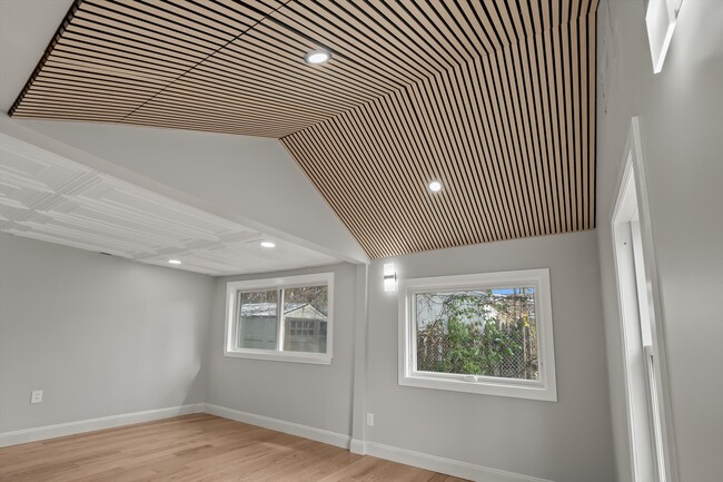 Building Photo - 1935 Maddy Ln