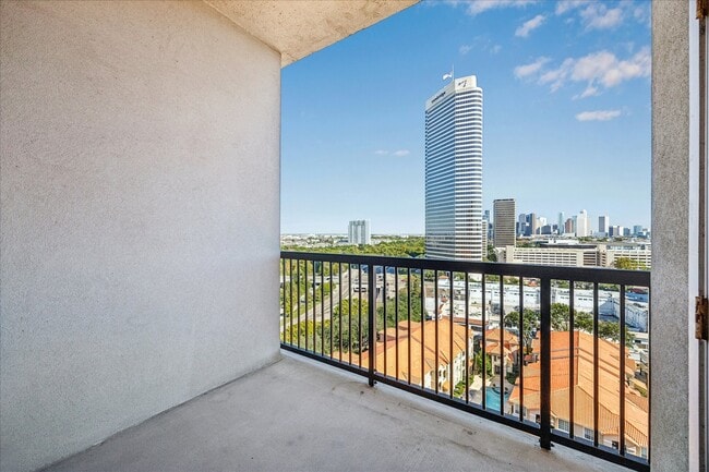 Building Photo - 3333 Allen Pkwy