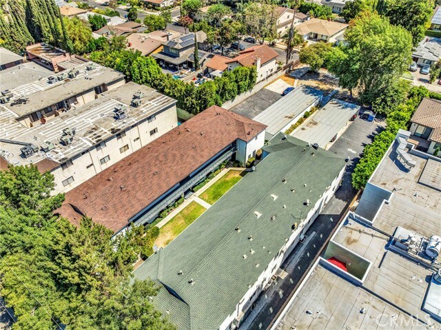 Building Photo - 5828 Whitsett Ave