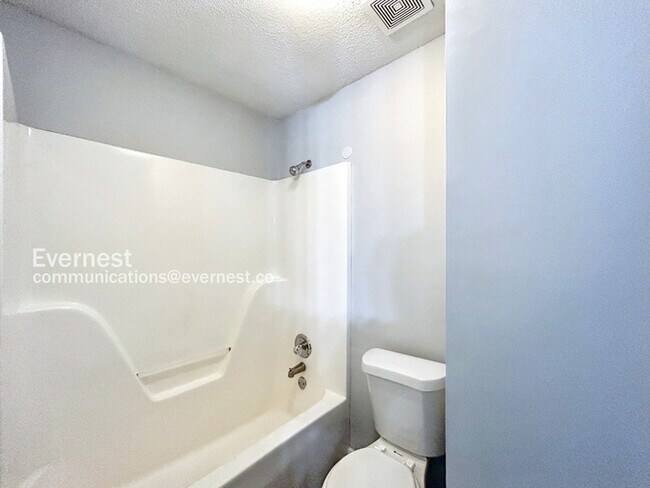 Building Photo - 2604 Bristol Cove
