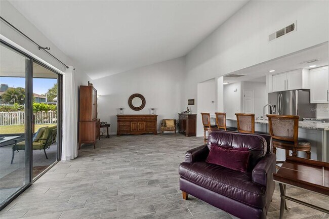 Building Photo - 5440 Leahy Ln