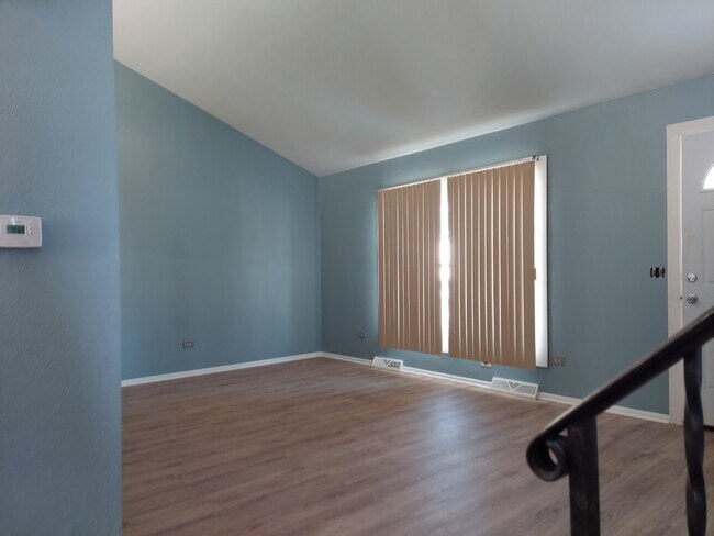 Building Photo - 625 Morningside Dr