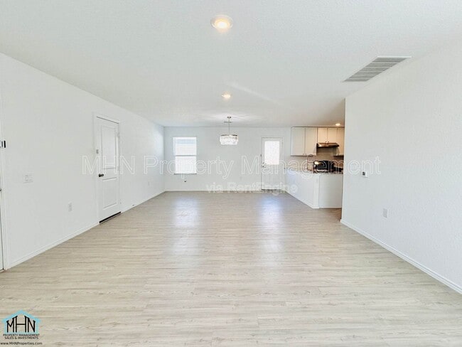 Building Photo - 10154 Asta Trl