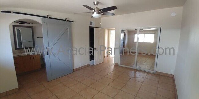 Building Photo - Centrally Located Three Bedroom/Two Bath Home