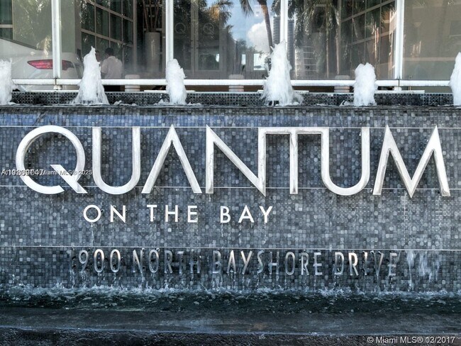 Building Photo - 1900 N Bayshore Dr