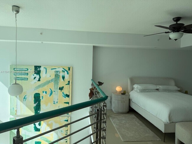 Building Photo - 41 SE 5th St