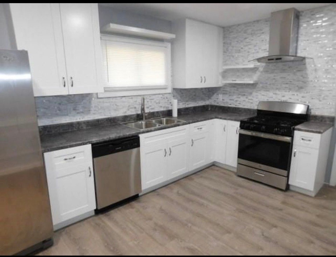 Building Photo - 2521 N Bryan Cir