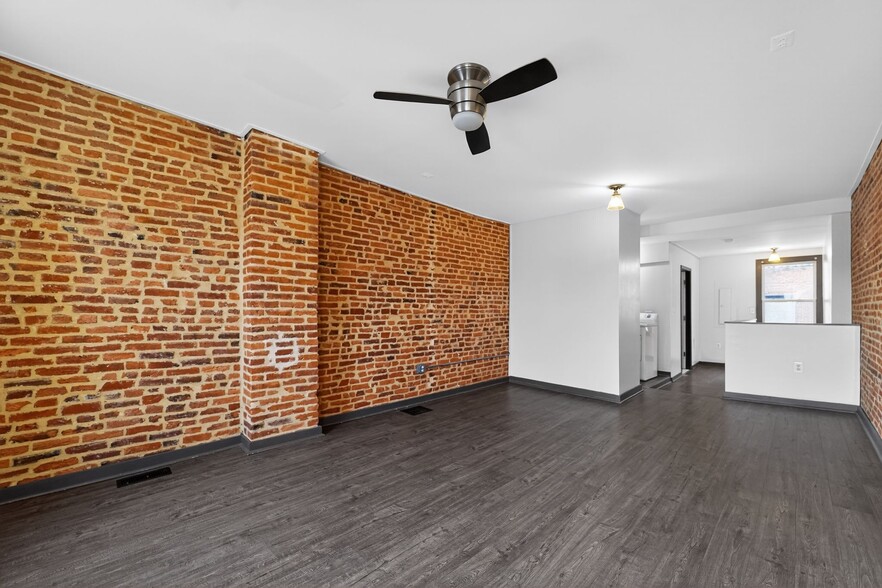 Building Photo - 1602 Latrobe St