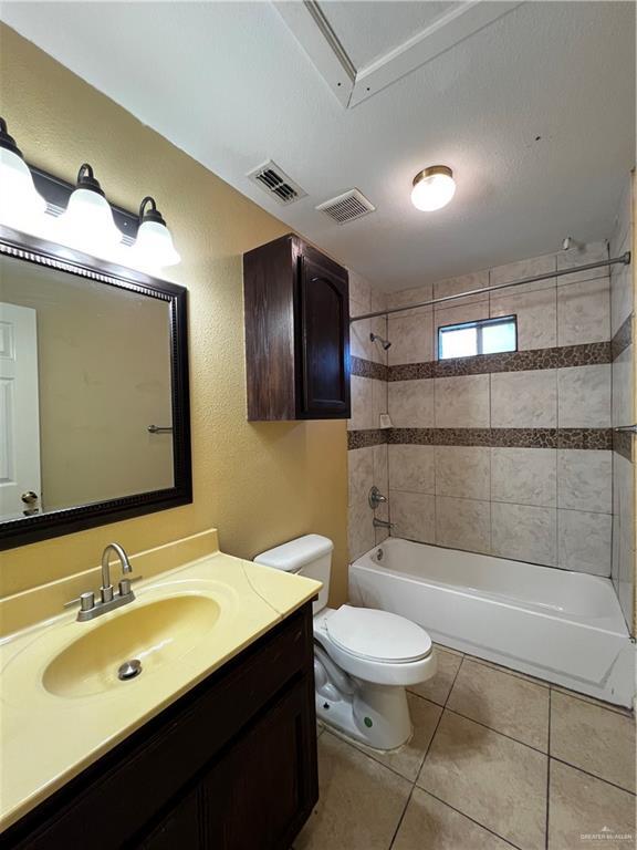 Building Photo - 906 Gonzalez Dr