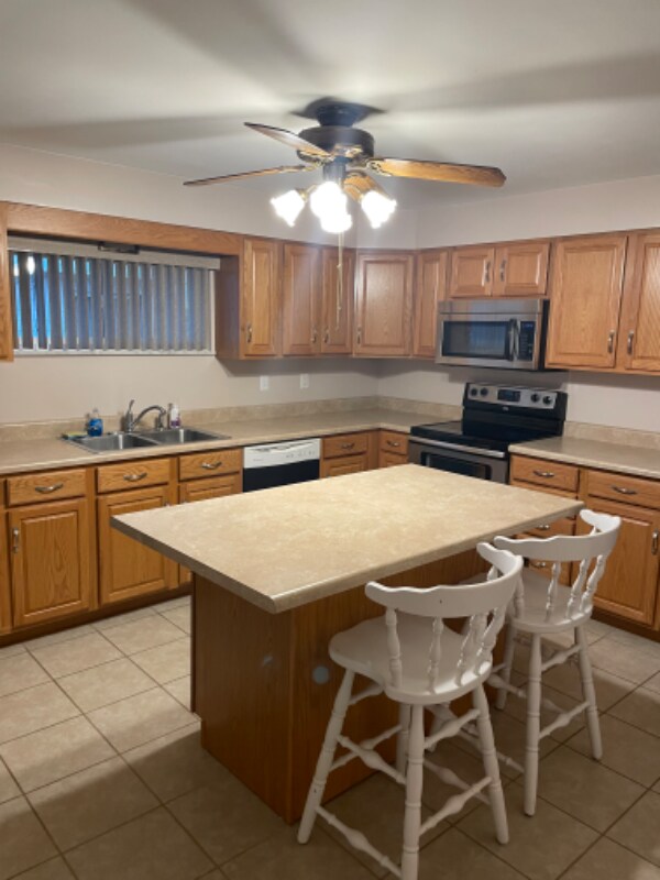 Building Photo - 349 Garden Dr