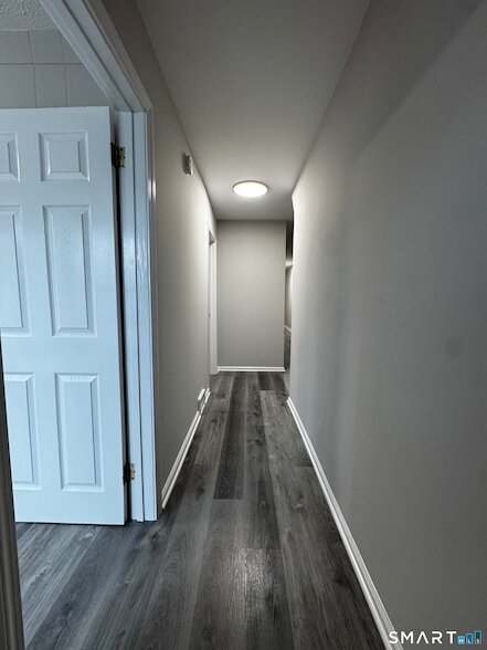 Building Photo - 45-51-51 Cowles St