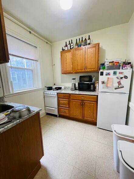 *Pictures are representative samples of the advertised unit. In some cases, the actual units you tou - 621 Huntington Ave