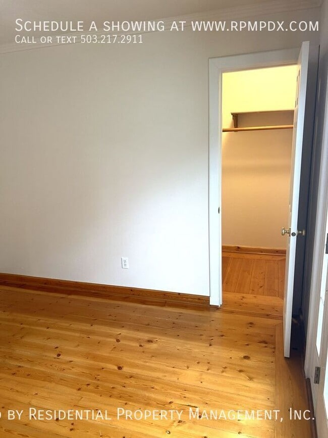 Building Photo - 6463 NW Wenmarie Dr