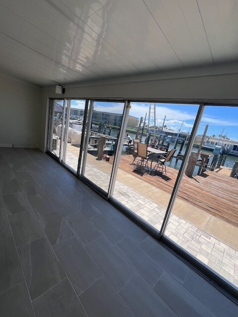 Building Photo - 282 Boca Ciega Point Blvd N
