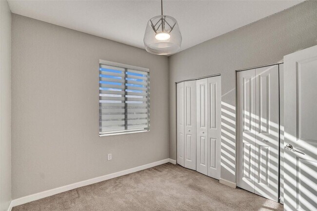 Building Photo - 389 NE 208th Terrace