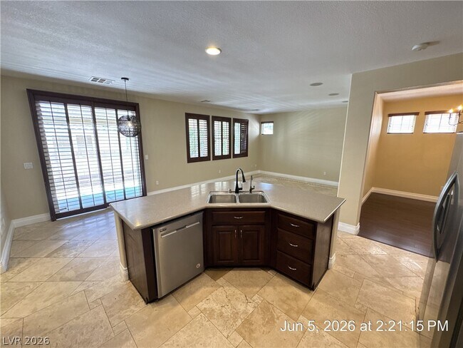Building Photo - 3373 Osiana Ave