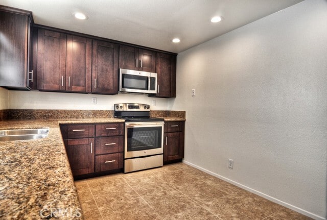 Building Photo - 15 Grenache