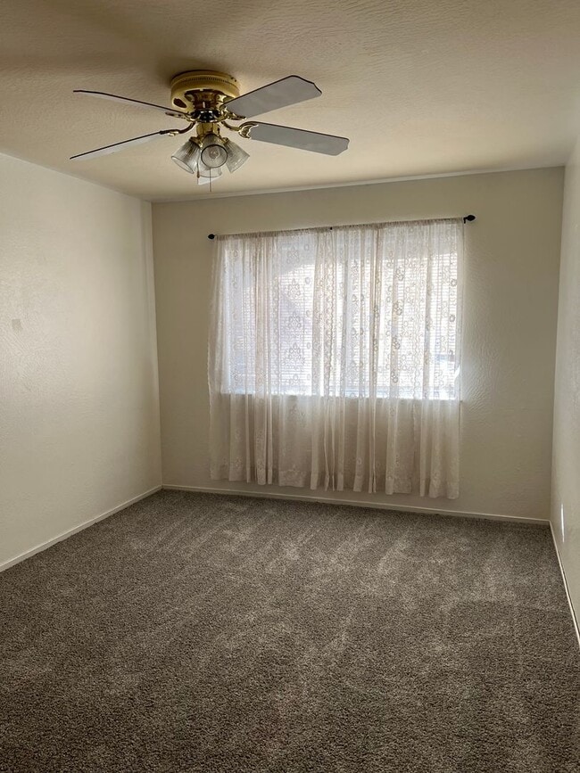 Building Photo - CHECK OUT THE VIEW!!!  Beautiful Home in t...