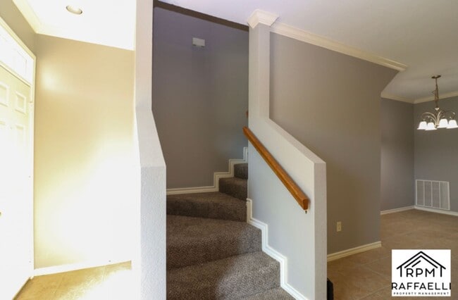Building Photo - Pleasant Grove Townhouse for rent!