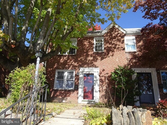 Building Photo - 617 South St