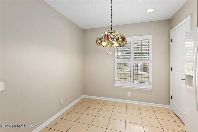 Building Photo - 1212 Coghill Cir