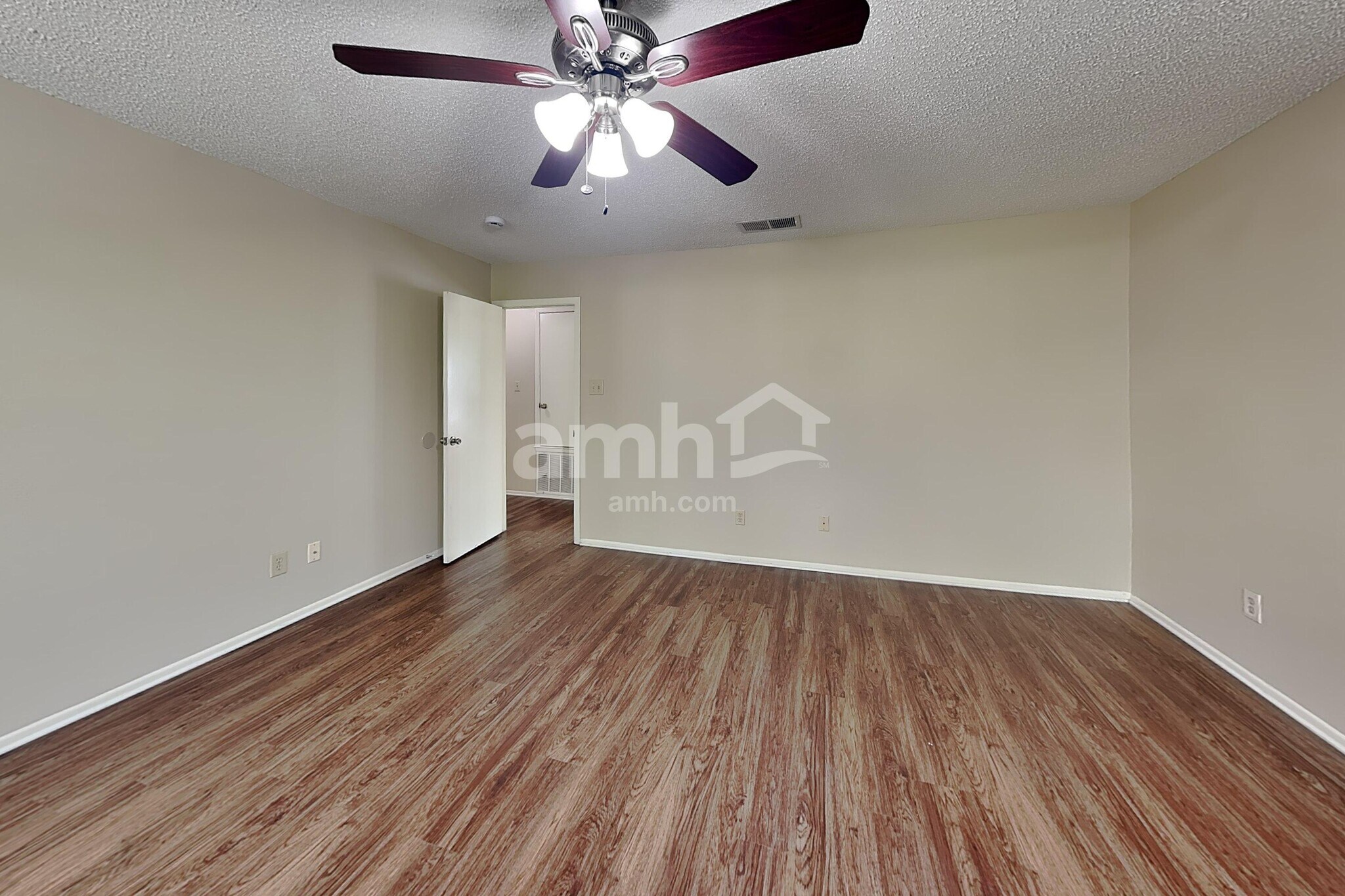 Building Photo - 4611 Camas