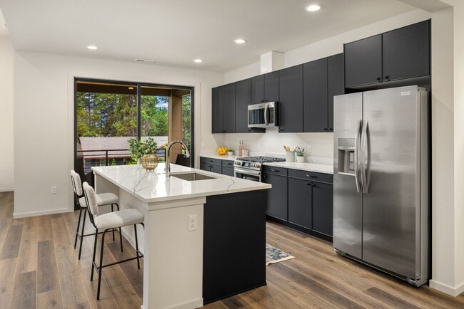 Building Photo - MAJOR RENT REDUCTION Brand New 4-Bedroom H...