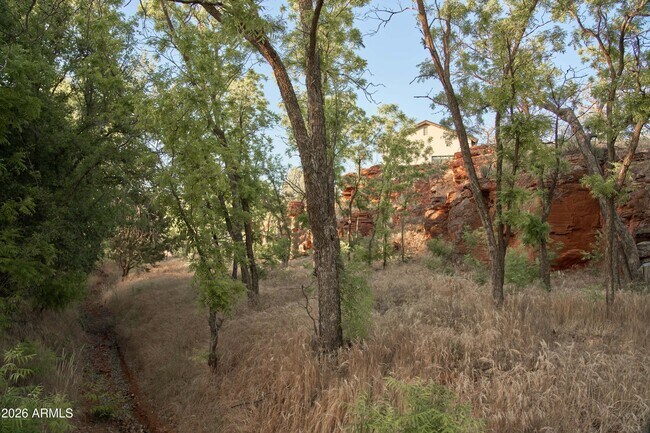 Building Photo - 407 Loy Ln