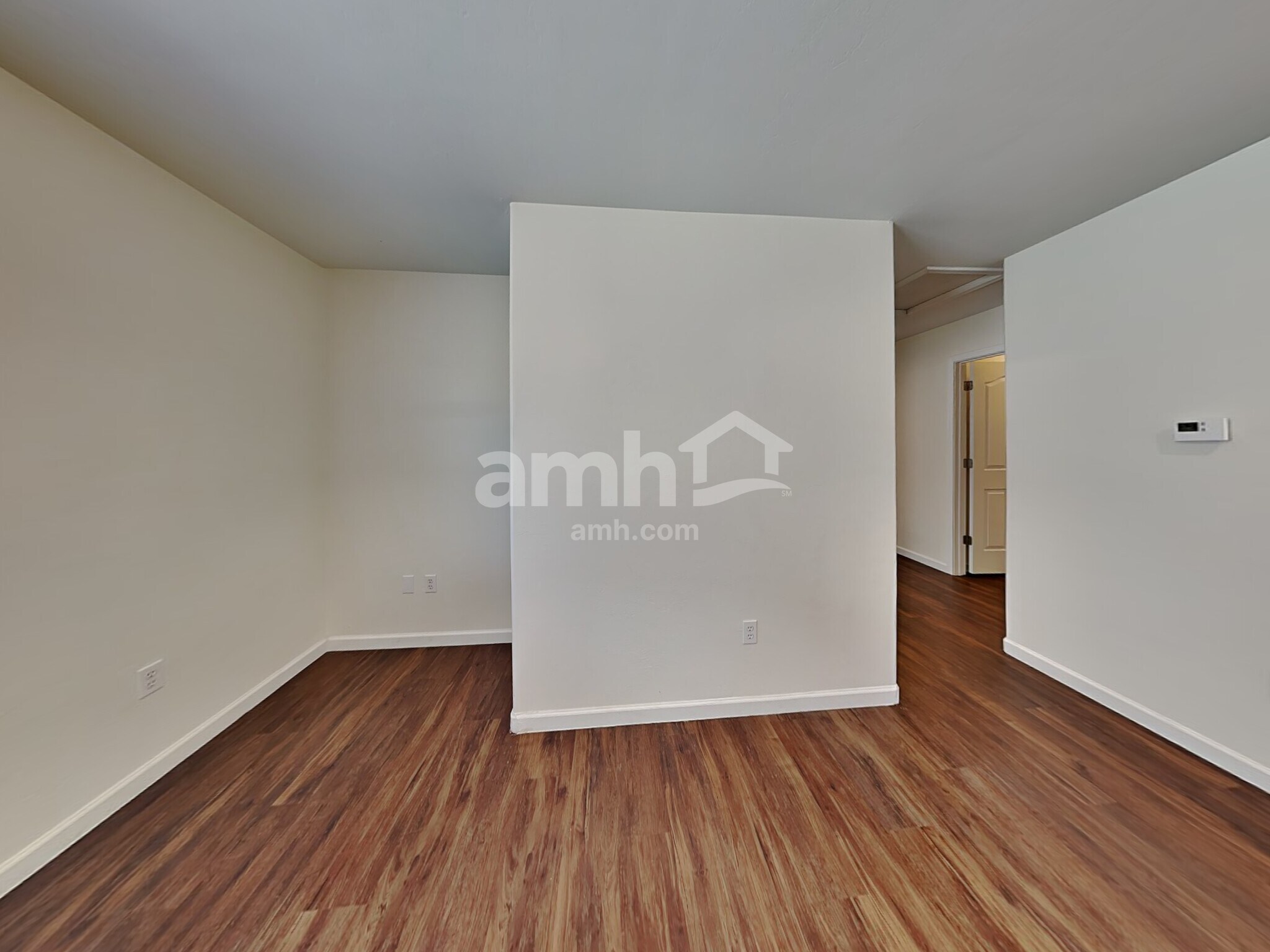 Building Photo - 574 W Paseo Celestial