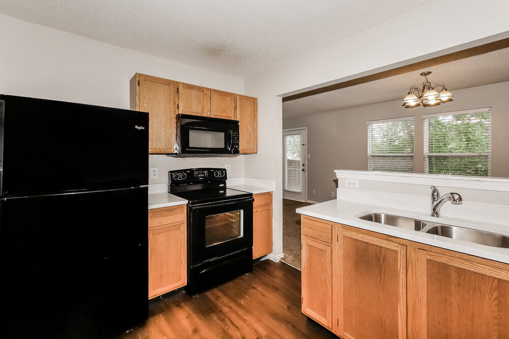 Building Photo - 441 Overland Dr