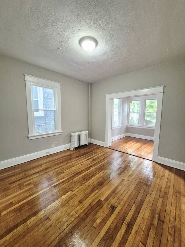 Building Photo - 3017 Dill Ave