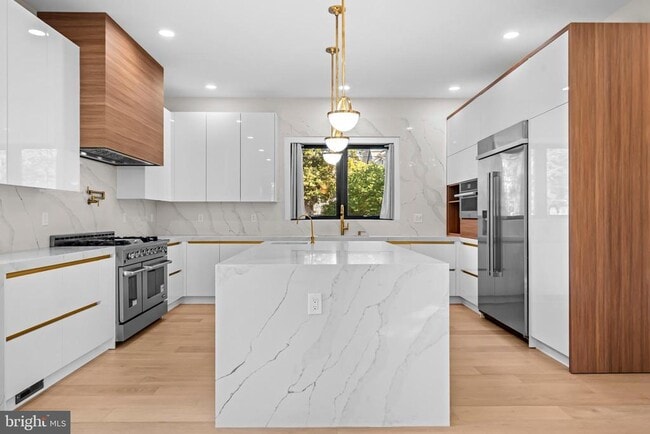 Building Photo - 4246 15th St N