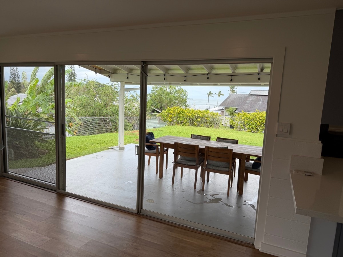 Building Photo - 45-005 Malulani St