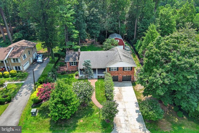 Building Photo - 6443 Walters Woods Dr