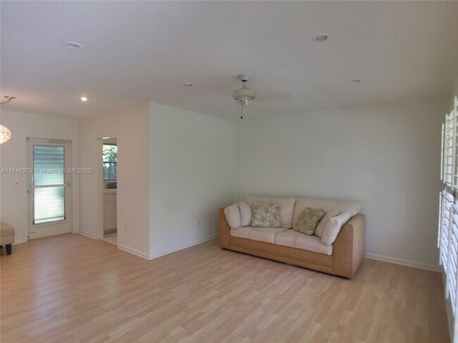 Building Photo - 1025 Langer Way