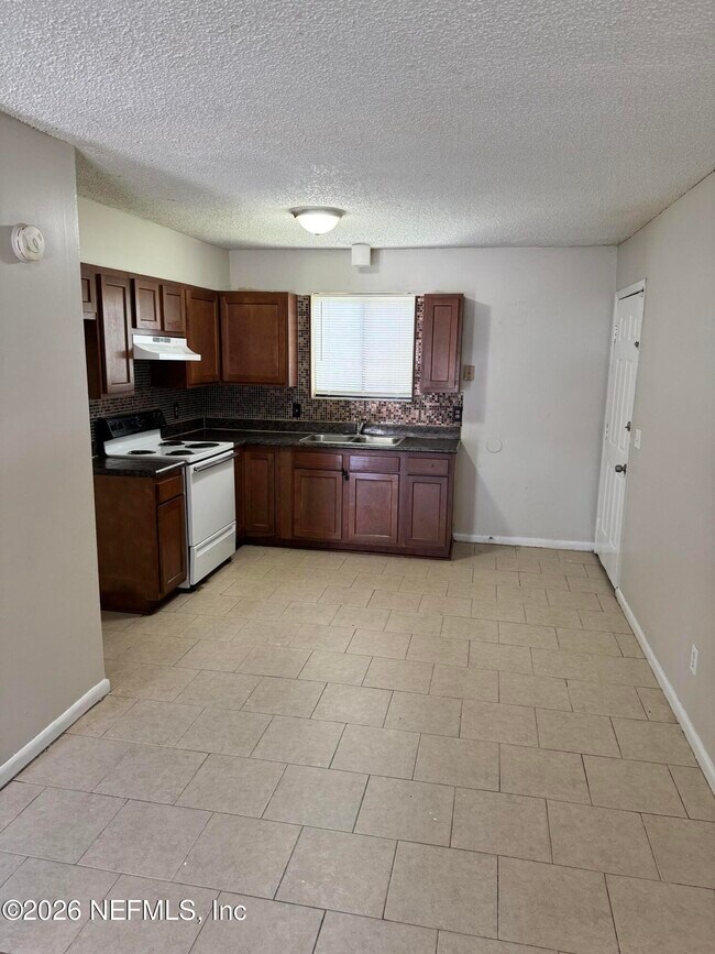 Building Photo - 5147 Westchase Ct