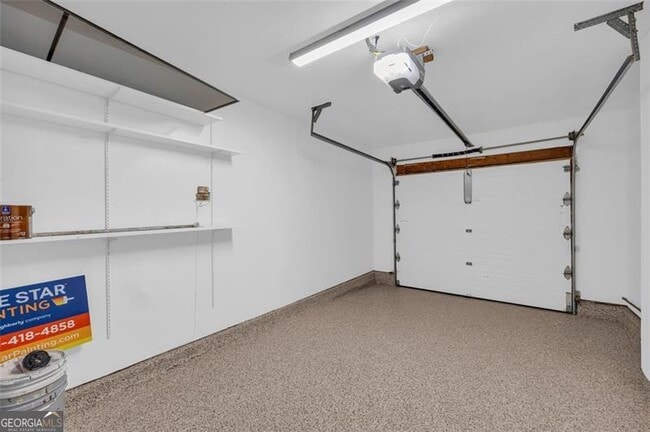 Building Photo - 914 Bradford Ln