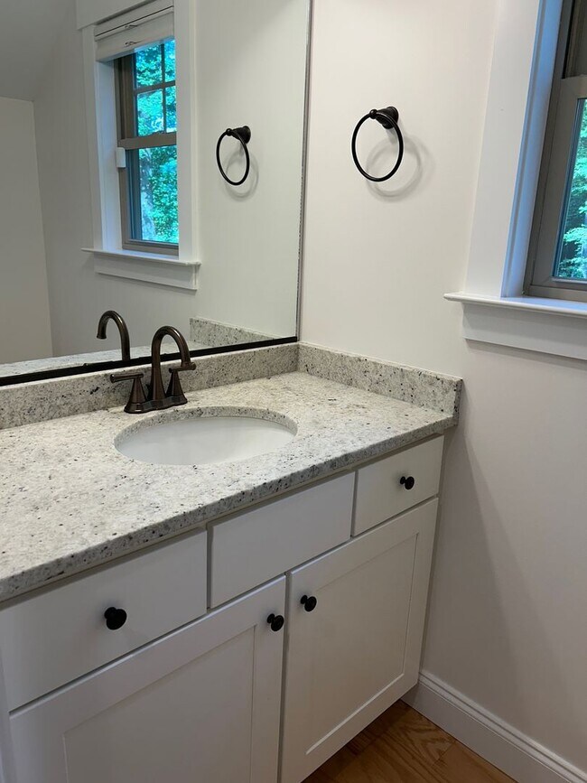 Building Photo - East AVL - 2022 Craftsman Custom Build