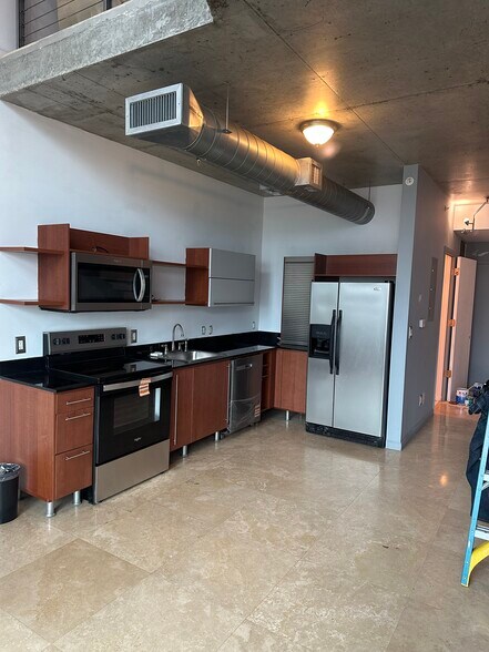 Kitchen - 690 SW 1st Ct