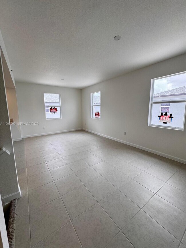 Building Photo - 15615 SW 280th St