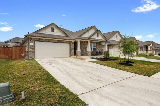 Building Photo - 166 Coronella Dr