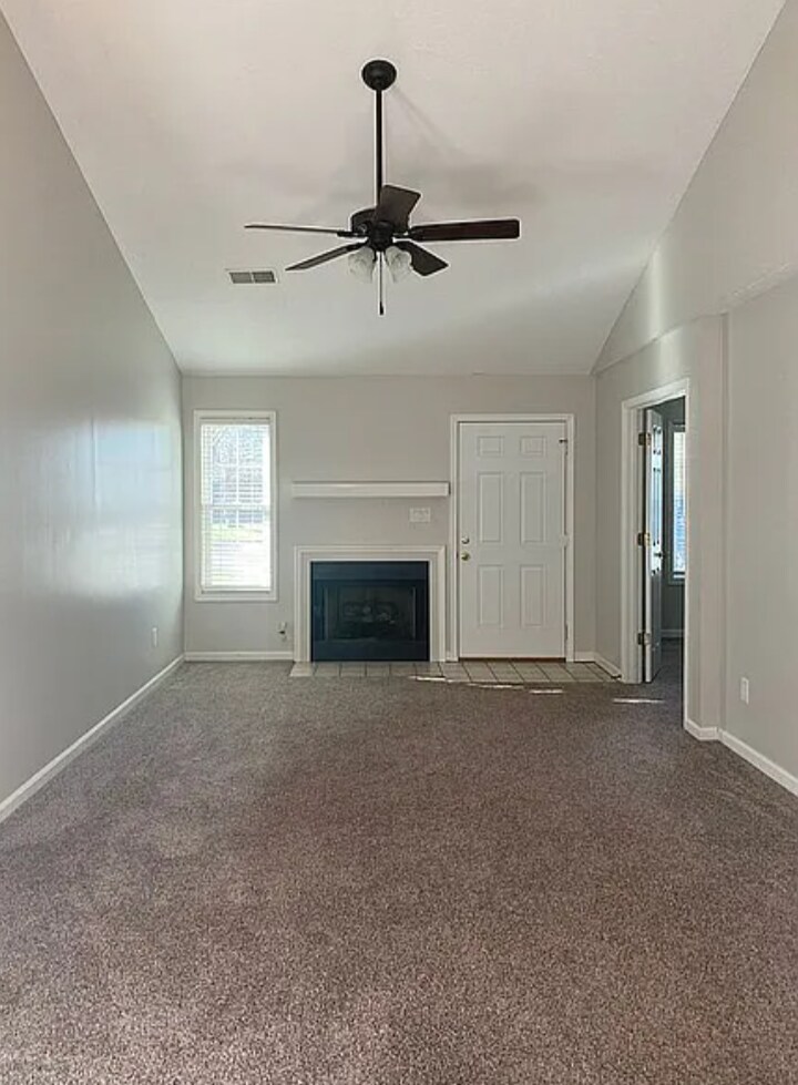 Building Photo - 310 Northwind Dr