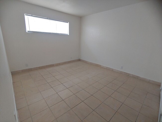 Building Photo - 5240 Pebble Beach Blvd
