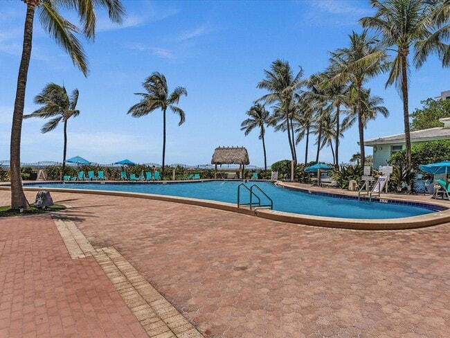 Building Photo - 3901 S Ocean Dr