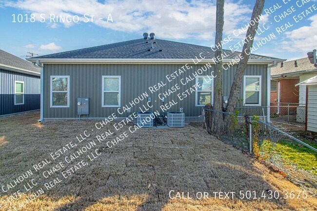 Building Photo - 1018 S Ringo St